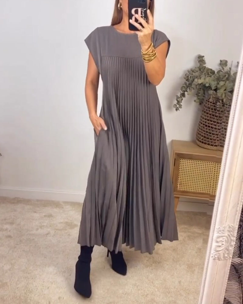 🔥🖤Black Friday Sale:50% OFF🔥Sleeveless pleated simple solid colour dress