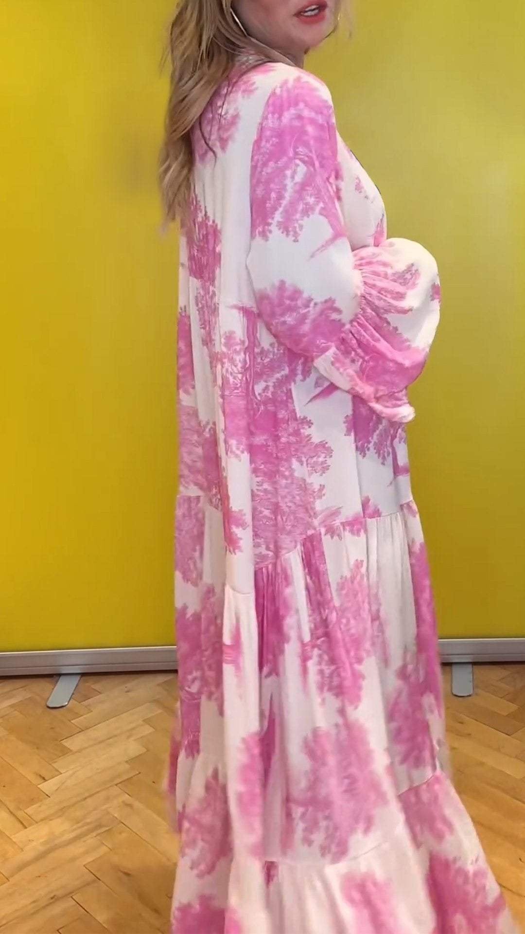 💃Women Summer V-neck Forest Pattern Maxi Dress