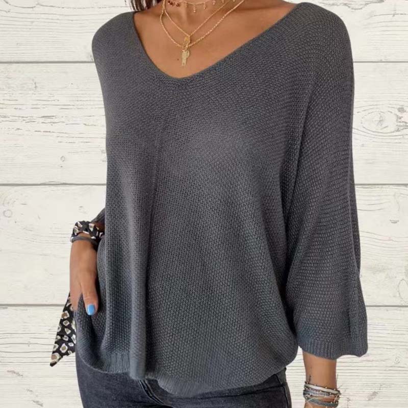 Women's Batwing Sleeve Solid Color V-Neck Knit Top