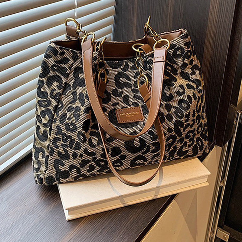 🔥Limited Time 50% OFF🔥Large Capacity Tote Bag with Leopard Print