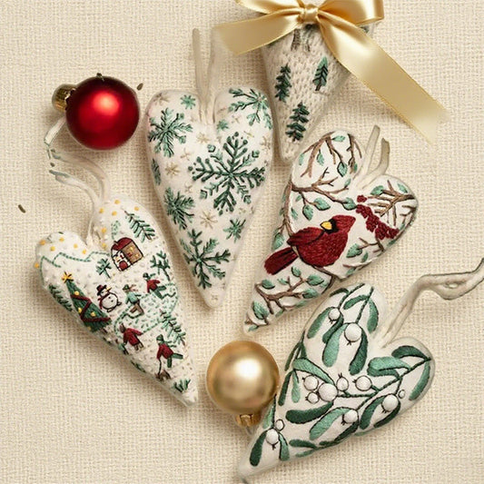 🎅Early Xmas Sale - 50% OFF🎄Heart-Shaped Hand Embroidered Christmas Kit